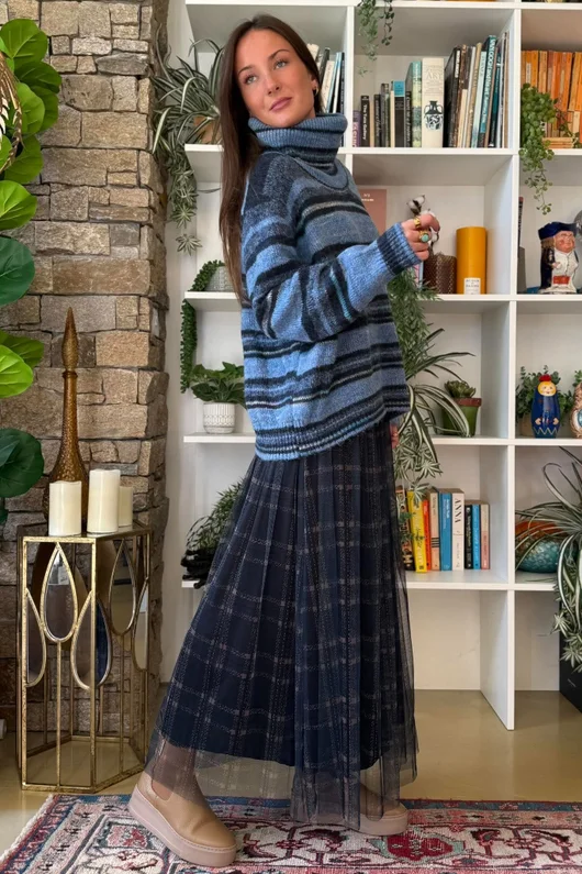 Braemar Stripey Knit Blues